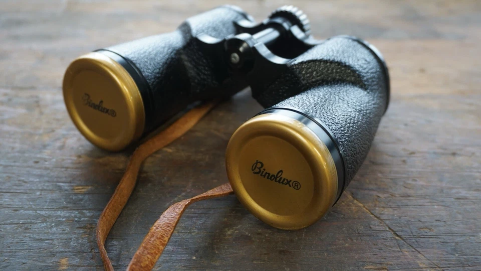 Vintage Binolux 8x40 Binoculars Japan Great Condition w/Compass Case - Image 2 of 4