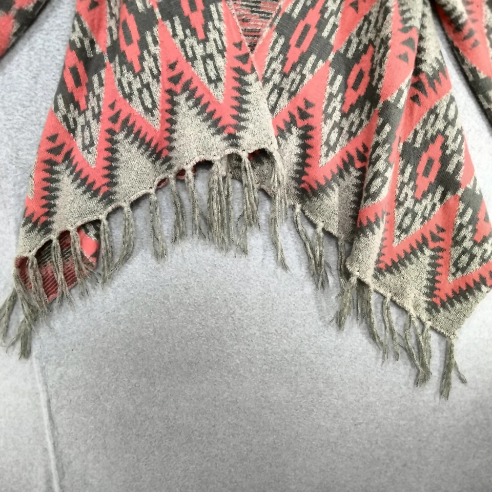Young Threads Wrap Sweater Wmn Small Coral Gray Aztec Pattern Long Sleeve Fringe - Image 3 of 4
