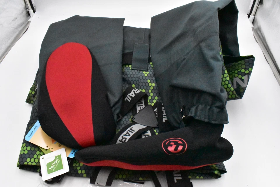 Meia Finntrail Aquamaster grande camuflagem verde vadeadores caça pesca ATV UTV - Imagem 4 de 4