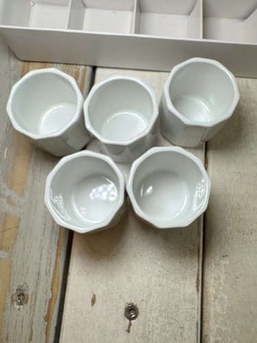 Vintage Set of 5 Korean Folkcraft Porcelain Sake/Tea Shot Glass Cups New Box - Picture 7 of 15