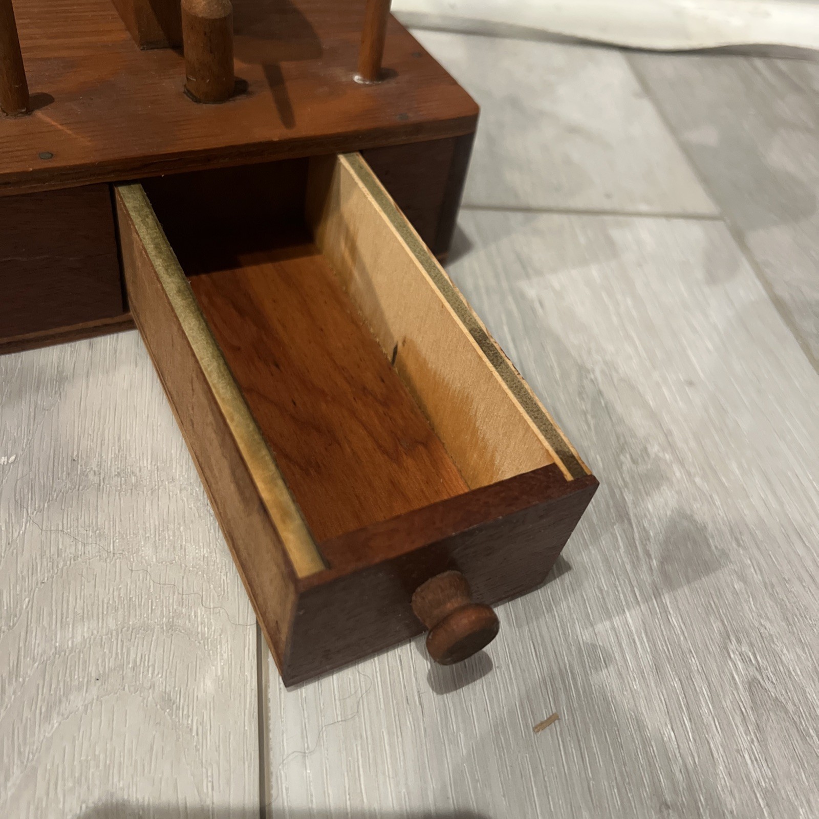 Vintage Wooden Bird Duck Sewing Caddy w/ Drawer, Scissors & Pin Cushion Beauty