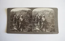 WW1 Stereoview NO170 SOLDIERS SEARCHING GERMAN PRISONER C1918 Photo 3D Card