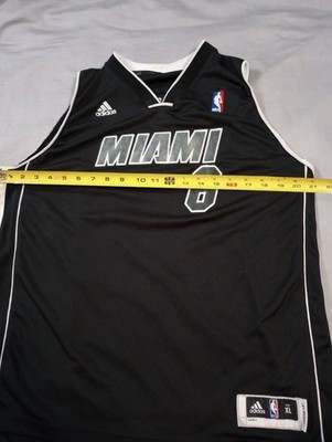 NBA レブロン ジェームズ 6　バスケットボール ユニフォーム　XL　ヒート Adidas LeBron James Miami Heat #6 Jersey Mens XL Extra Large Back