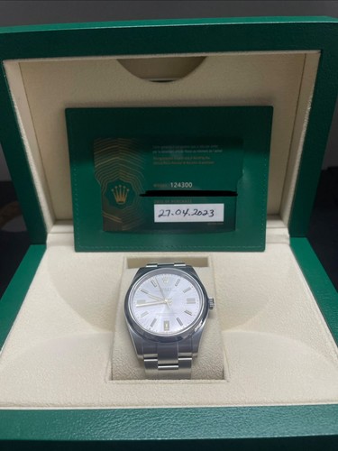 Rolex Oyster Perpetual 124300 Silver Oyster Bracelet with Silver Bezel