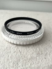 Near Mint Nikon L1Bc 62 mm Skylight Filter.