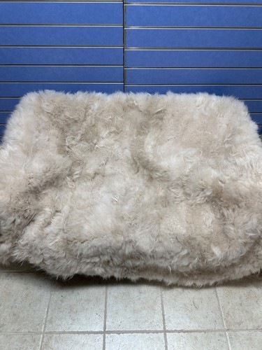 Natural Beige Mongolian Fur Throw Real Fur Bedspread / Blanket Rug Carpet - Picture 5 of 5