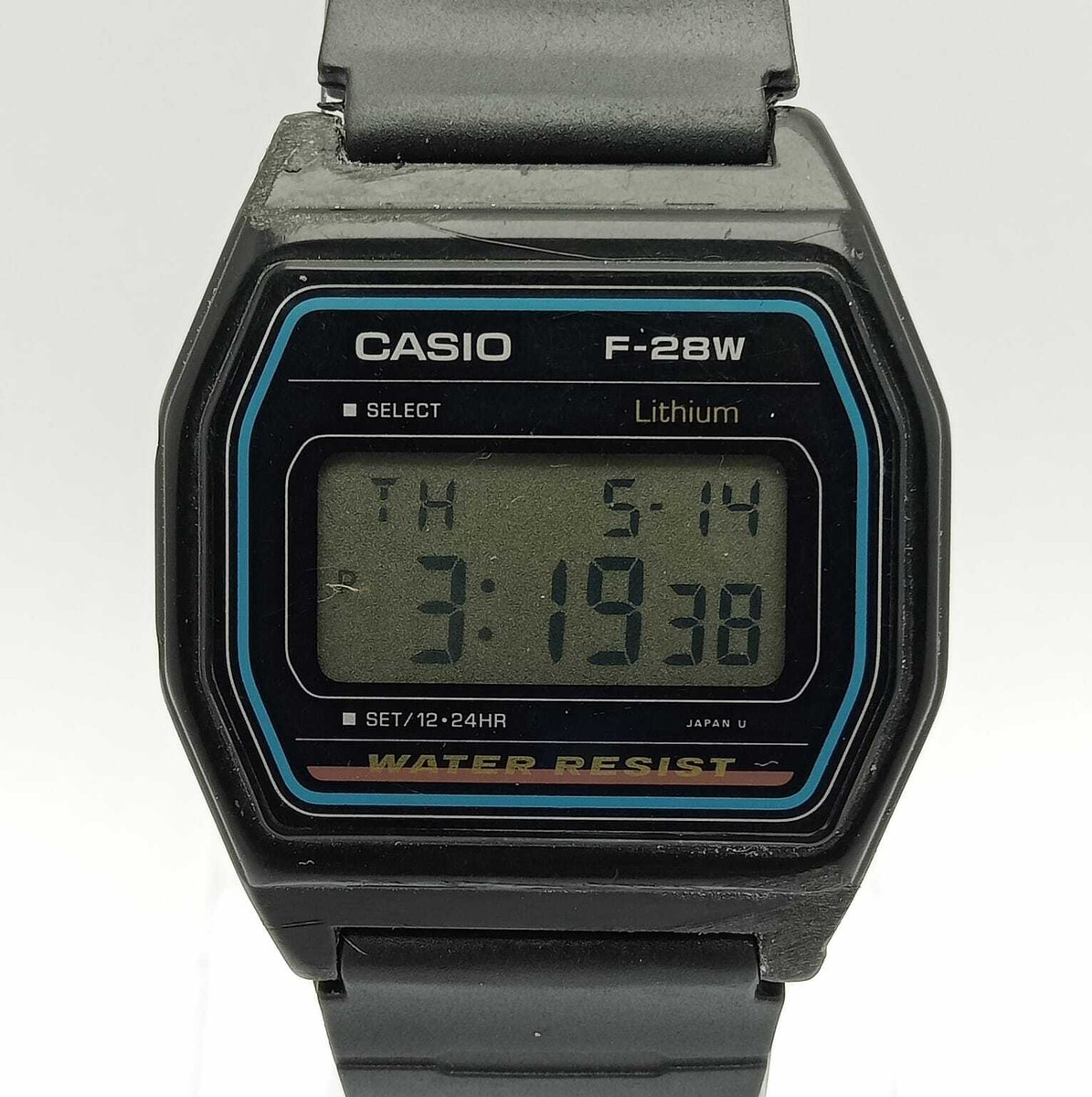 希少　チープカシオ　CASIOF-28W ☆【絶版・超レア・マニアにお勧め】CASIO F-28W チープカシオ