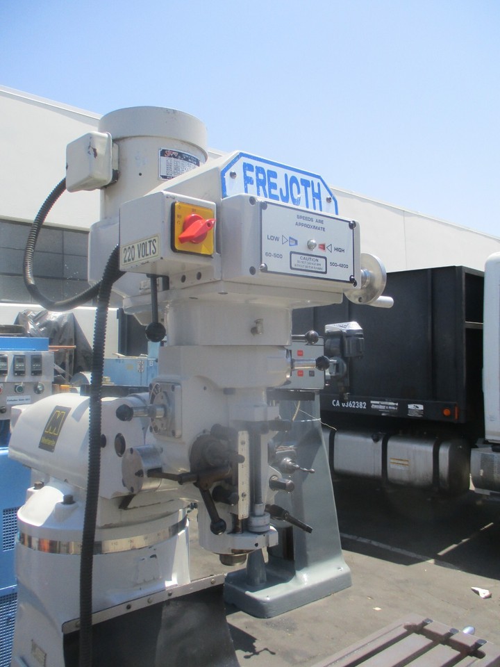 IMPECCABLE 3 HP VARI SPEED FREJOTH (BRIDGEPORT COPY) MILLING MACHINE W ...