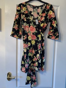 motel wrap dress