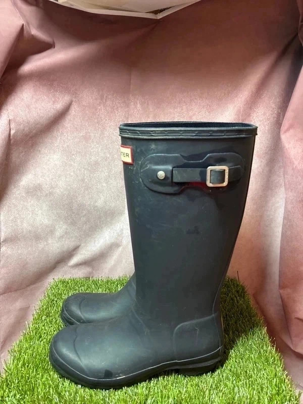 Hunter Tall Wellington Boots image 2