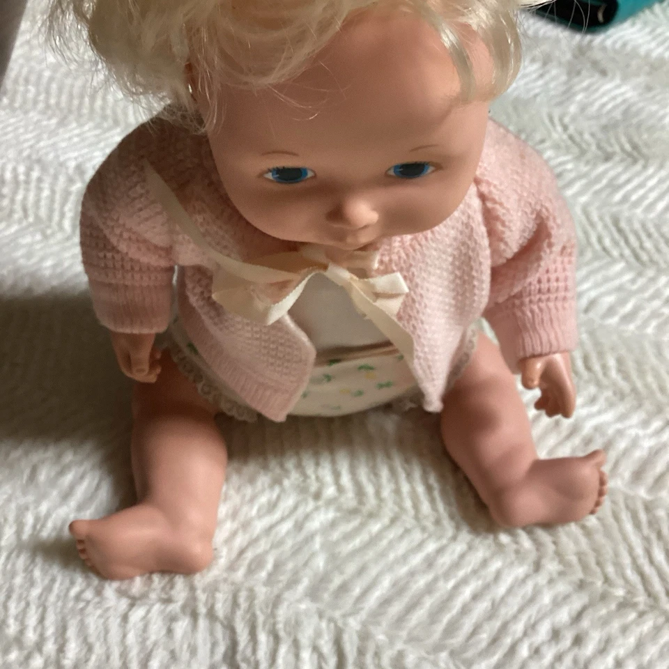 Fisher Price My Baby Beth #209 1977 muñeca vintage juguete para bebé Foto 3 de 4