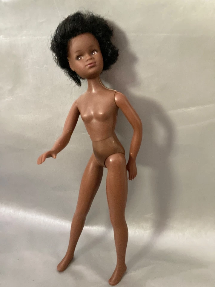 Rare poupée mannequin  noire SEBINO BESSIE - Photo 4/4