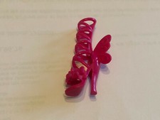 1 CHAUSSURE SINGLE AVEC PAPILLON POUR POUPEE  BARBIE