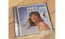 TAYLOR SWIFT 1989 Taylor’s Version CD 2023 CRYSTAL SKIES BLUE ED 21 Track POSTER