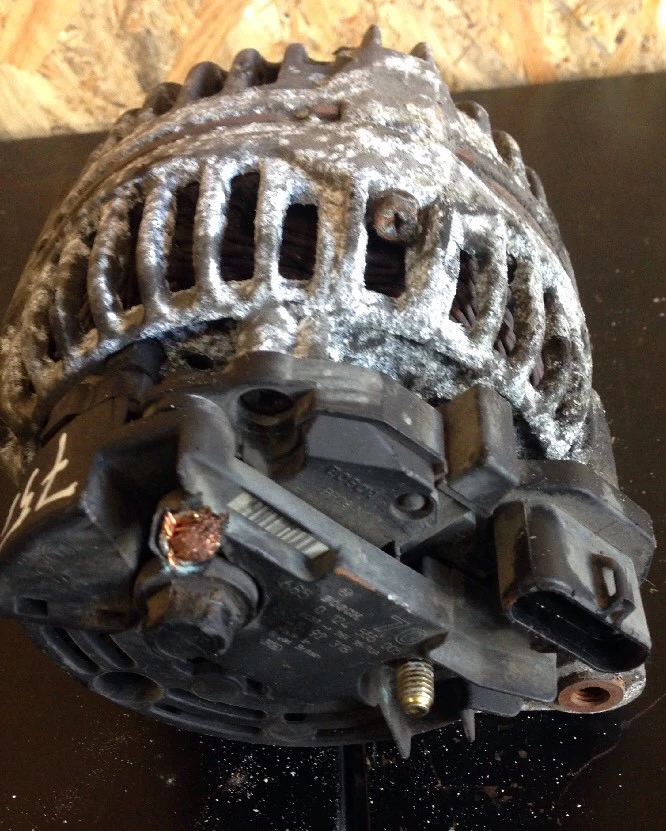 Alternator Bosch 0124555005 For Iveco Euro Cargo 75E17 Tector 2003 - Image 3 of 4