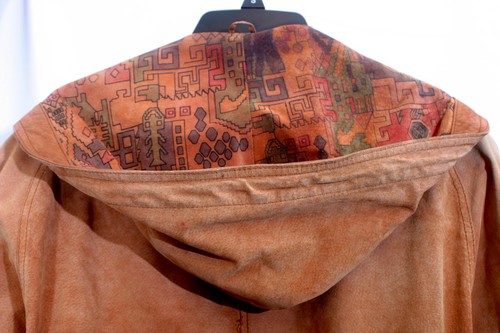 G-III or Giii Aztec or Indian Design Leather Hooded Jacket Womans 20W (46" Chest - Picture 3 of 9