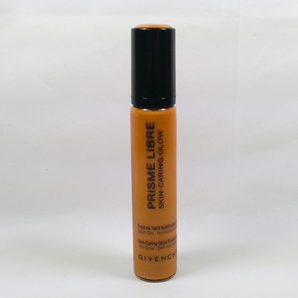 【GIVENCHY】PRISMELIBREGLOWSERUMFOUNDATION Prisme Libre Glow Serum Blurring & Hydrating Foundation