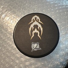 Tampa Bay Lightning Reverse Retro 2.0 Limited Edition Official Puck