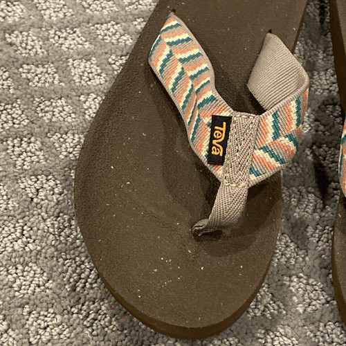 TEVA WOMENS 6 RETRO GEOMETRIC NEUTRAL REFLIP FLIP FLOPS SANDALS New With Tags - Picture 6 of 13