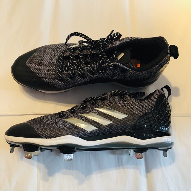 adidas Men's Icon V Gold Metal Baseball Cleats | BaseballSavings.com