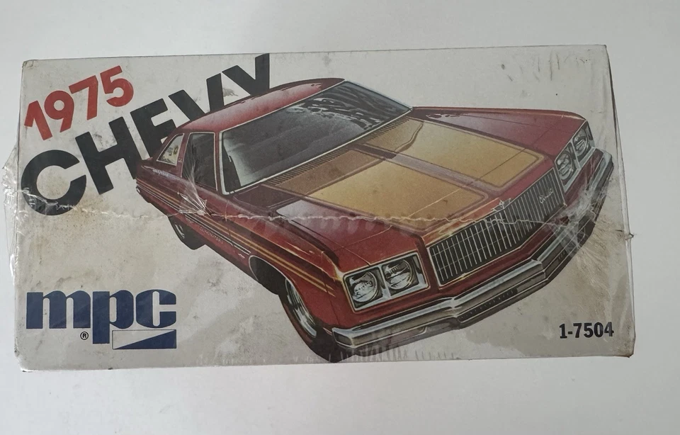 MPC 1975 Chevy Caprice 1/25 Model Kit 1-7504 Factory Seal -Small Tear (Inv 2) - Image 3 of 4