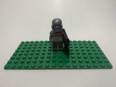 Captain Phasma  Custom Minifigure 75103 Episode 7 Star Wars