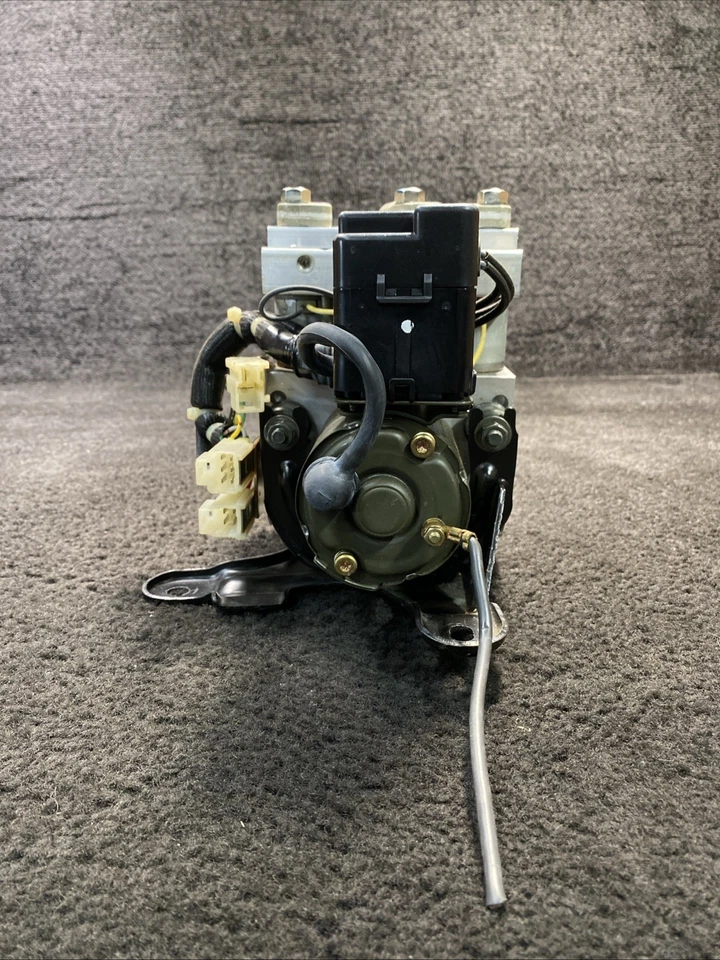 1994-1996 Nissan 300ZX 3.0L ABS Anti Lock Brake Pump OEM 4760050P00 - Image 4 of 4