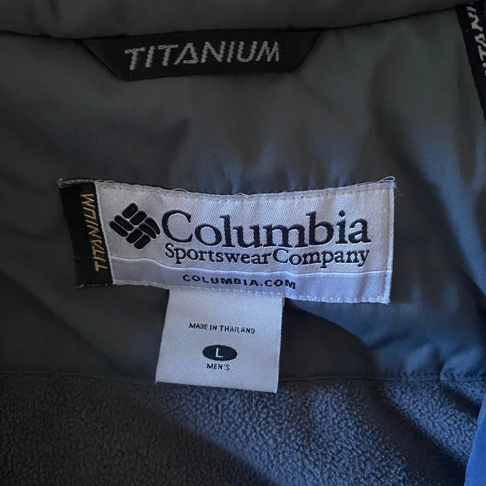 Columbia Titanium Men's Navy Blue Hooded Winter Jacket Size L - Image 3 of 4