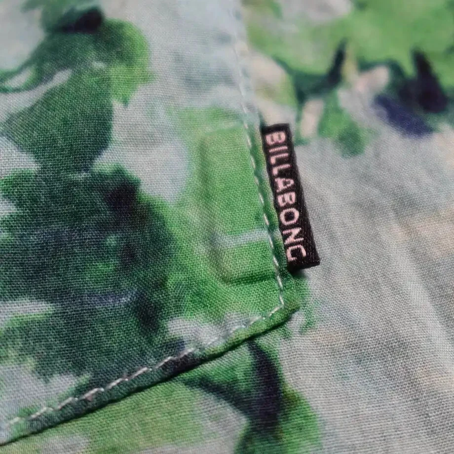 Camisa Billabong Niños XL Verde Tie Dye Abotonada Diseño Abstracto Cuello Informal Foto 4 de 4