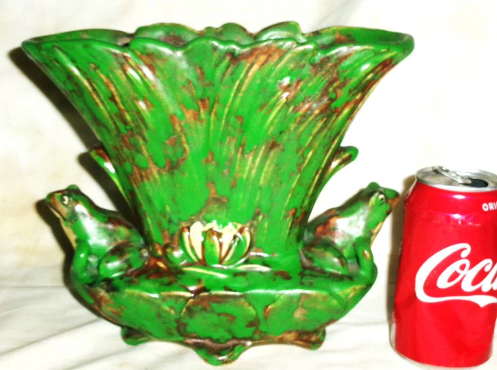 MINT ANTIQUE WELLER COPPERTONE ART POTTERY WATER FROG LILY PAD FAN FLOWER VASE