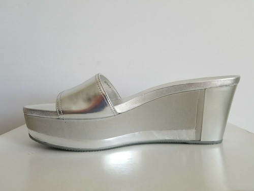 ZAPATOS PRAD A SPORT Increíbles Plata Logo METÁLICO PLATAFORMA DIAPOSITIVAS UE 41.5 ME ENCANTAN - Imagen 3 de 8