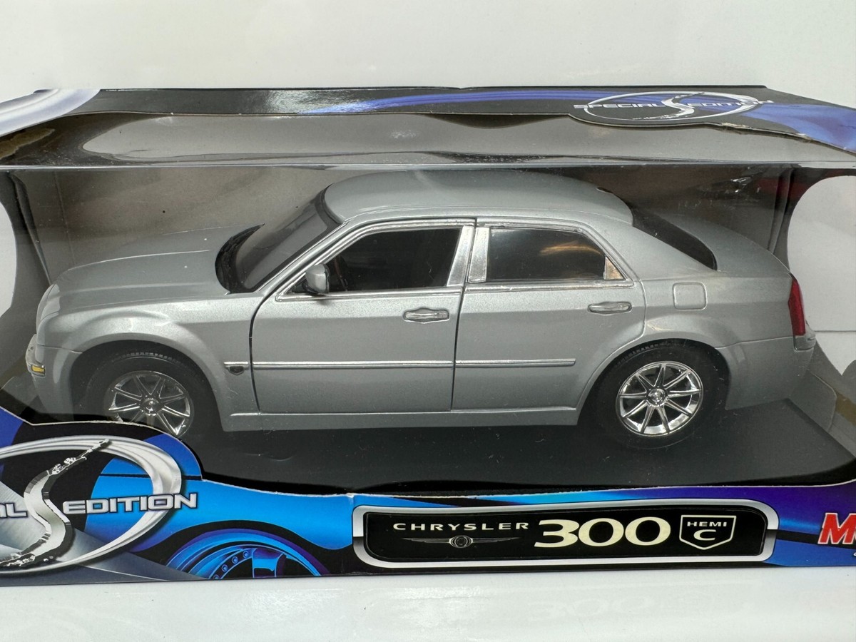 Maisto 2005 Chrysler 300 HEMI C Special Edition 1:18 Diecast | eBay