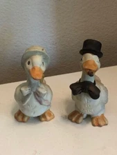 1960's ARTMARK Mr. & Mrs. DUCK Family w/ BABY Figurines Dressed Up W/ Sticker