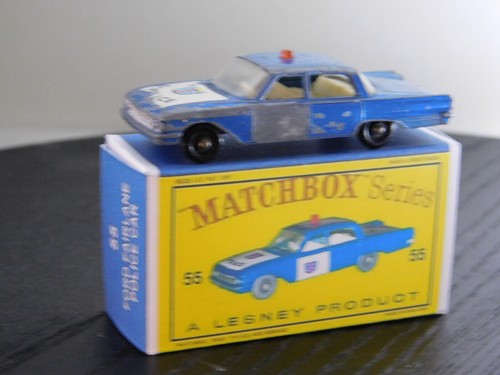 LESNEY MATCHBOX NO. 55 FORD FAIRLANE POLICE CAR WITH REPRO BOX - Picture 2 of 6