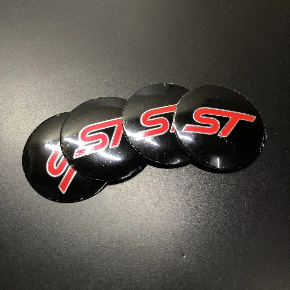 4 Piezas Rojo ST Racing Modificado VIP Insignia Coche Rueda Centro Tapacubos Pegatina Emblemas Foto 3 de 4