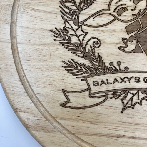 Disney Star Wars The Child Galaxy Greeting Round Wooden Cutting Board Christmas - Picture 11 of 13