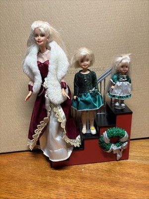Christmas Singing Holiday Sisters Barbie, Stacie & Kelly Set 2000. Working
