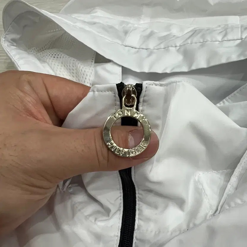 Tommy Hilfiger Women's Windbreaker Hoodie Jacket, Size S thumbnail 3