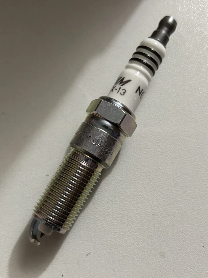 NGK LZTR5AIX-13 ( 2314 ) X16 IRIDIUM SPARKPLUGS FOR CHRYSLER 300C 6.1 SRT-8 06- - Image 3 of 3