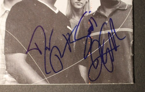 Libretto CD autografato firmato a mano Hootie and The Blowfish "Sedie musicali" - Foto 2 di 4