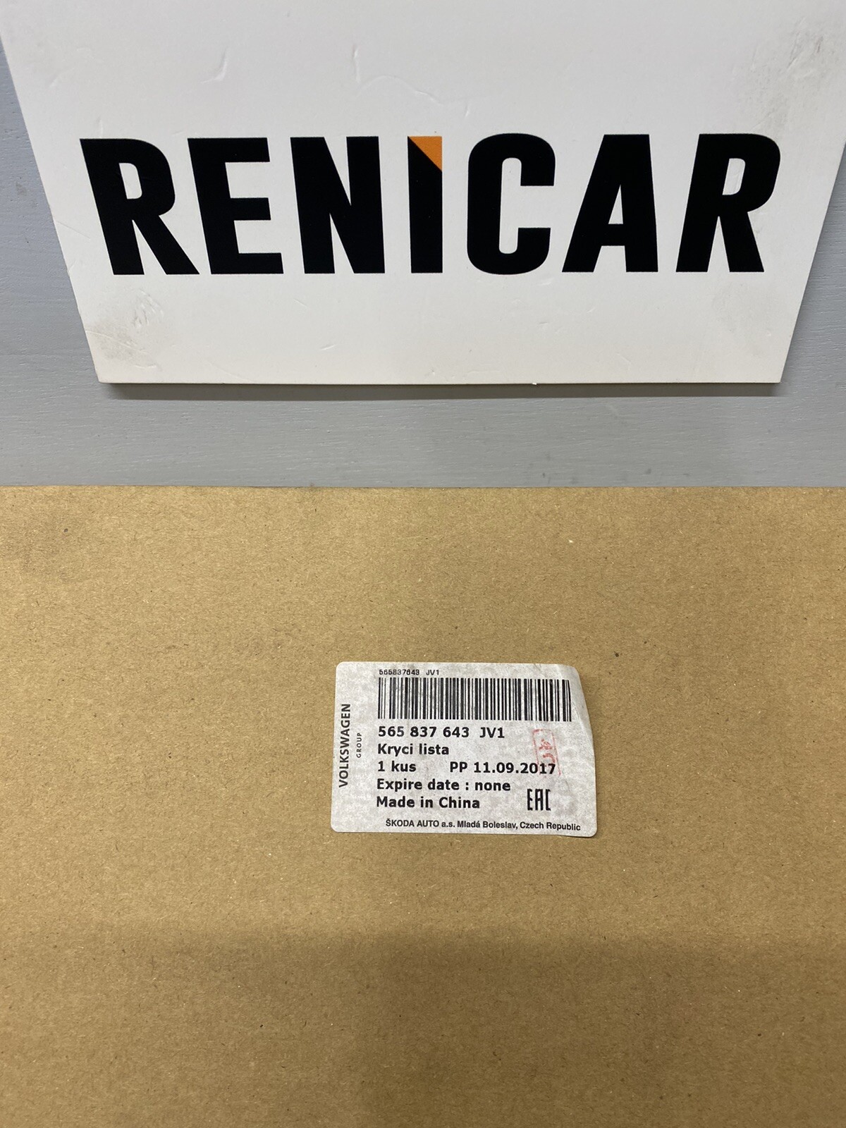 Left Hand Upper Front Door Chrome Trim for Skoda Kamiq 2017 on  