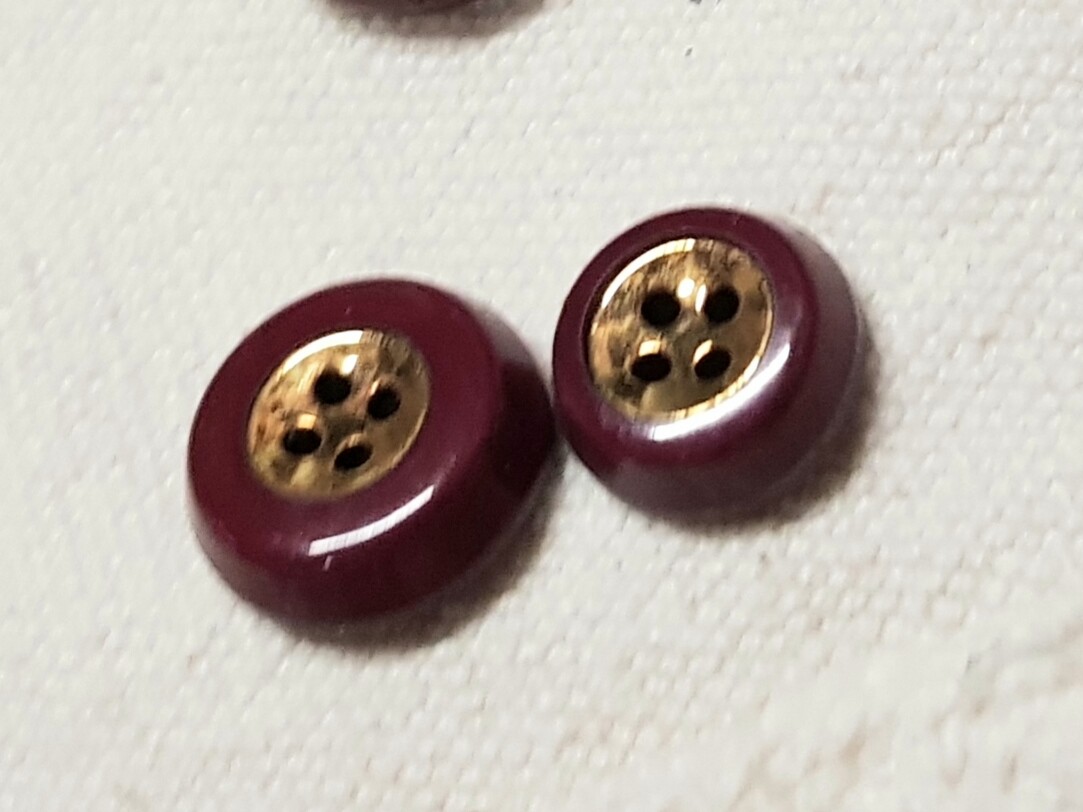 Bouton Ancien En Galalithe Bordeaux - Mercerie Vintage - Lot De 1 à 10 Pièces