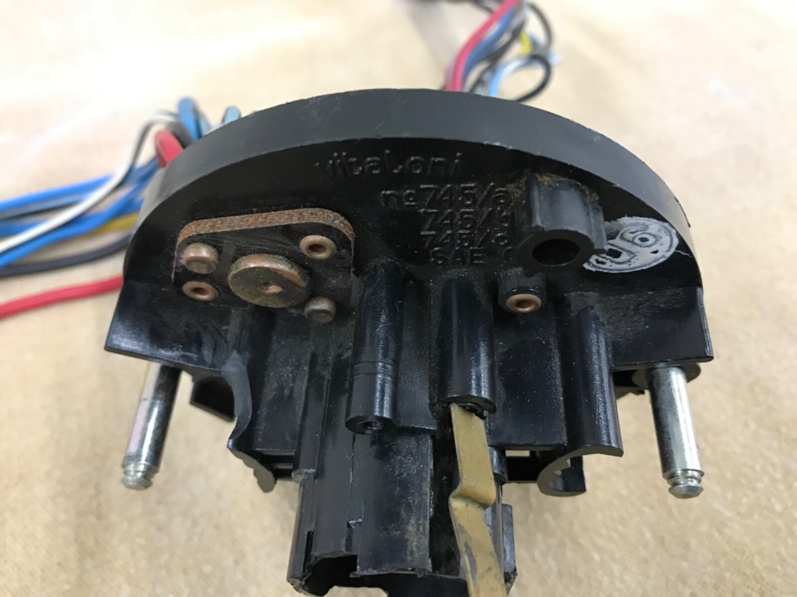 Ferrari, 308 steering column wires