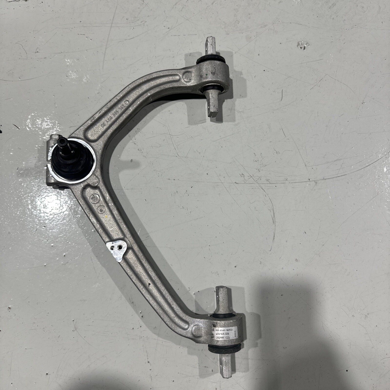 Lamborghini Huracan Control Arm 4T0505324
