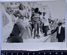 Pretty Cute Young Women Charming Attractive Girls At The Carnival Old Photo