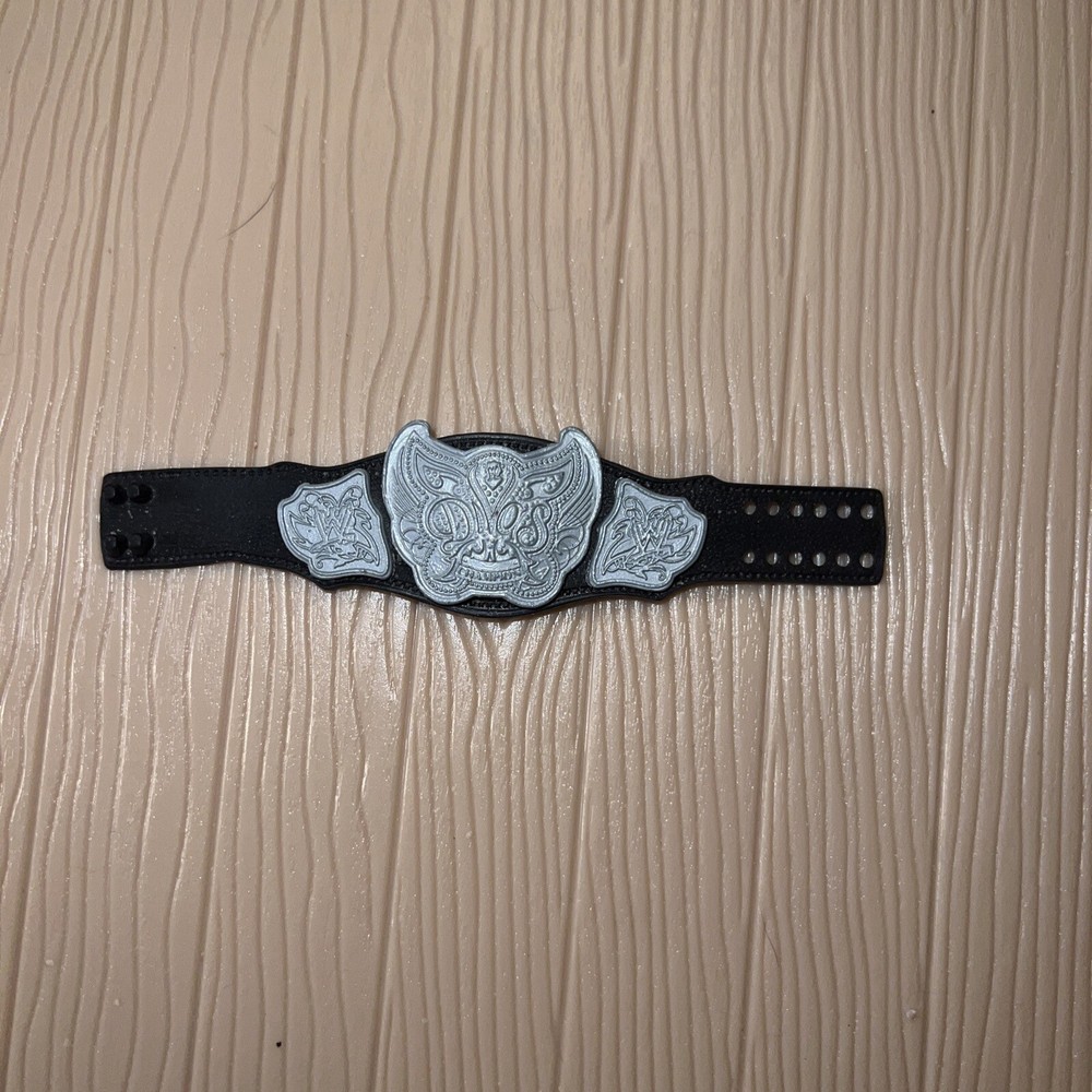 Mattel WWE Divas Championship Belt Accessory From Bella Twins 2-Pack Dull Grey