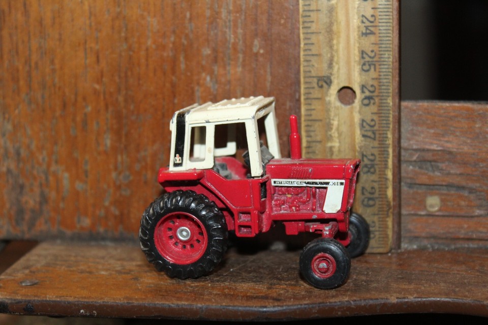 Vintage Diecast & Plastic International 1086 Farm Tractor eBay