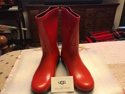 UGG RED RAIN BOOTS SIZE 6