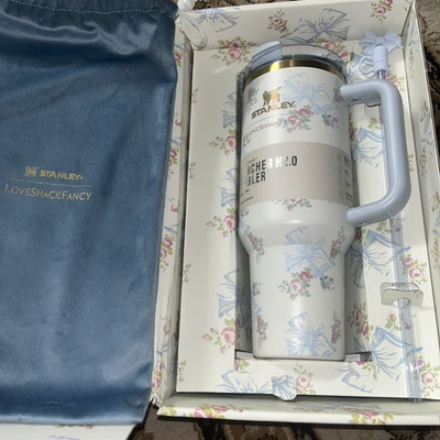 #ad New*Stanley LoveShackFancy 40oz Quencher H2.0 Tumbler Floral Bow Gift Set $44.99