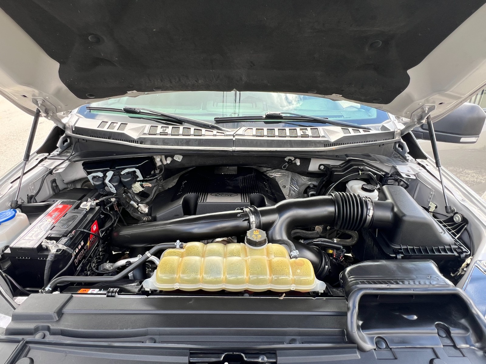 Ford F-150 - Image 27